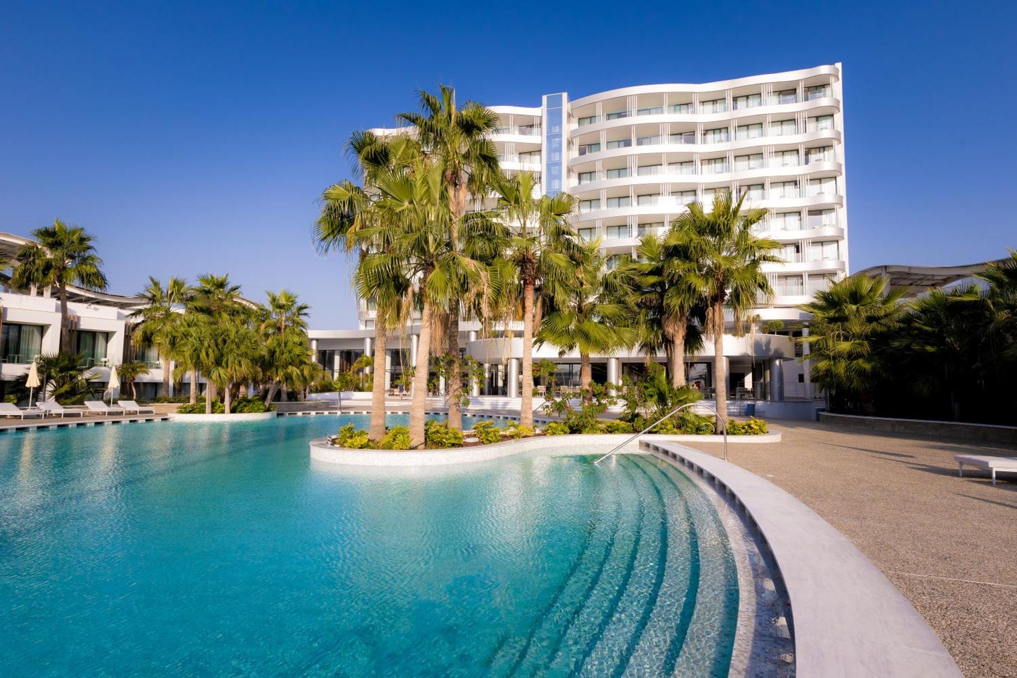 Radisson Beach Resort Lárnaca Exterior foto