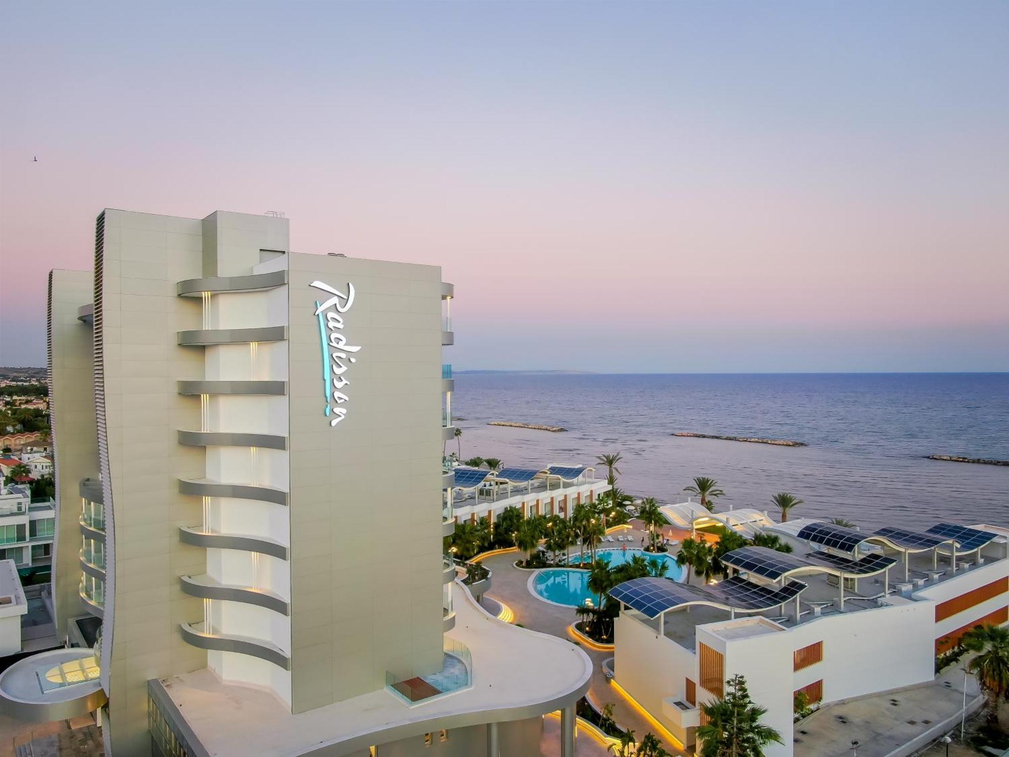 Radisson Beach Resort Lárnaca Exterior foto